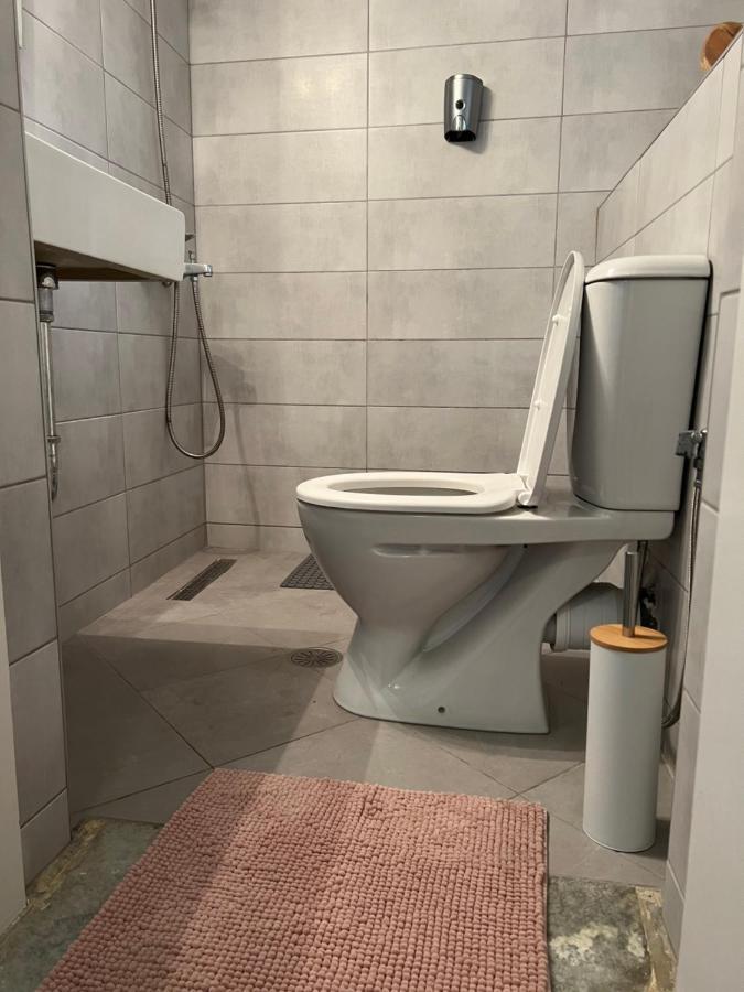 Cosy Guesthouse-Souterrain With Garden In City Center Corinth Экстерьер фото
